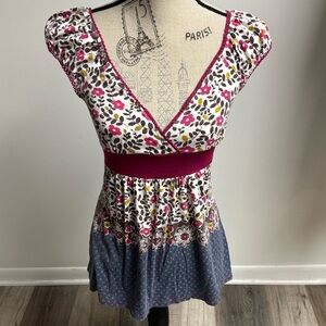 Y2k Floral V-Neck Blouse with Pink Accents